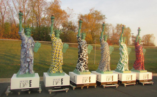 Illustration for article titled This Is How the Statue of Liberty Looks Wearing DVF